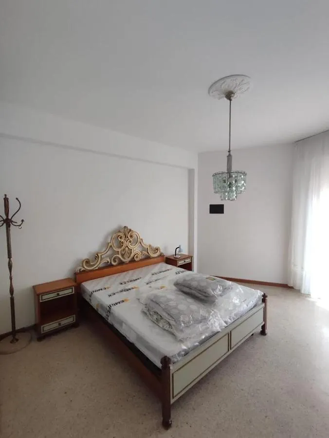 לידו די ג'סולו Residence Centro Commerciale - Walterigato Apartments Solo Per Famiglie  לידו די ג'סולו