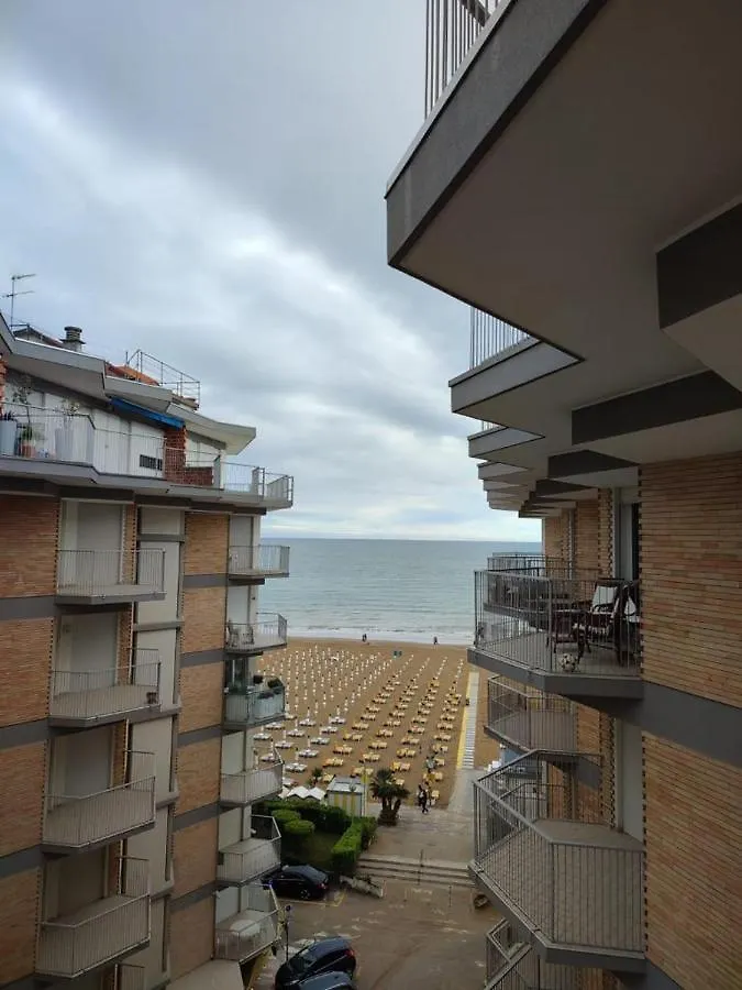 Residence Centro Commerciale - Walterigato Apartments Solo Per Famiglie Lido di Jesolo